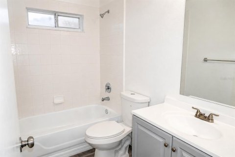 Casa en venta en Orlando, Florida, 4 dormitorios, 135.45 m2 № 2353561 - foto 19