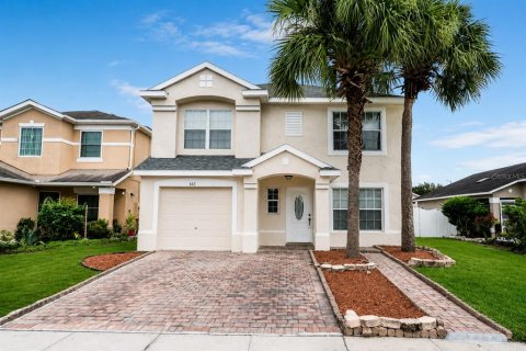 House in Orlando, Florida 4 bedrooms, 135.45 sq.m. № 2353561