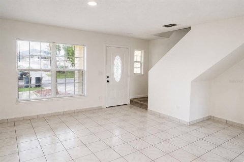 Casa en venta en Orlando, Florida, 4 dormitorios, 135.45 m2 № 2353561 - foto 2