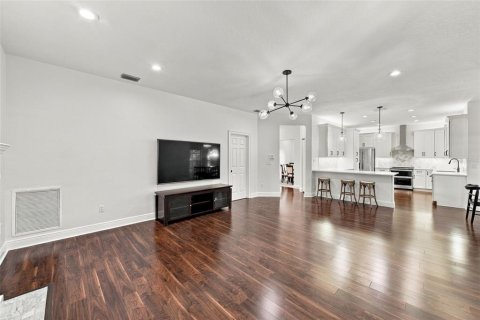Casa en venta en Tampa, Florida, 4 dormitorios, 228.26 m2 № 2395836 - foto 20