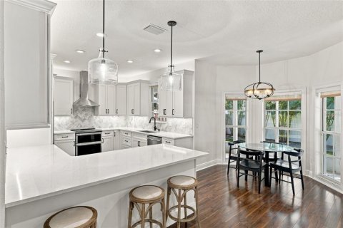 Casa en venta en Tampa, Florida, 4 dormitorios, 228.26 m2 № 2395836 - foto 22