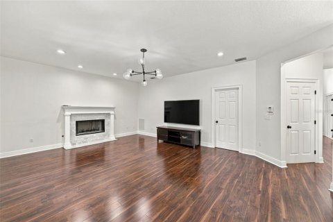 Casa en venta en Tampa, Florida, 4 dormitorios, 228.26 m2 № 2395836 - foto 19