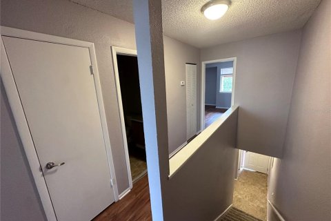 Condo in Orlando, Florida, 2 bedrooms  № 2218296 - photo 9