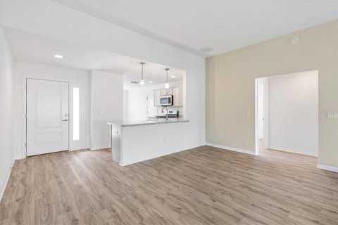 Casa en venta en The Villages, Florida, 3 dormitorios, 145.76 m2 № 1774715 - foto 6