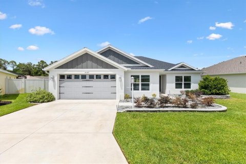Casa en venta en The Villages, Florida, 3 dormitorios, 145.76 m2 № 1774715 - foto 1