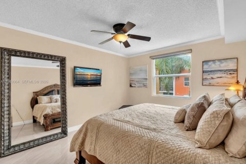 Copropriété à vendre à Sunny Isles Beach, Floride: 2 chambres, 103.68 m2 № 1999315 - photo 27