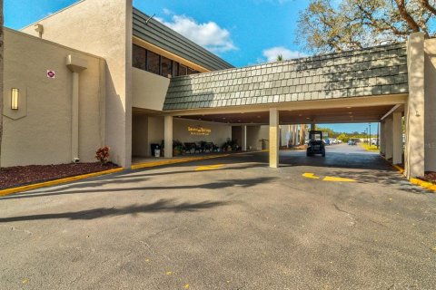 Condo in New Port Richey, Florida, 2 bedrooms  № 1913170 - photo 28