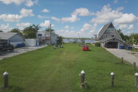 Terreno en venta en Ruskin, Florida № 1798459 - foto 1