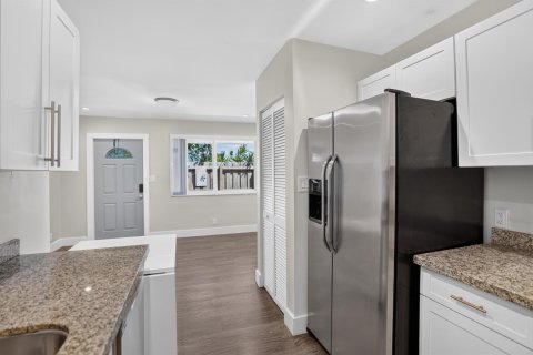 Appartement à louer à Deerfield Beach, Floride: 2 chambres, 60.39 m2 № 2406212 - photo 15
