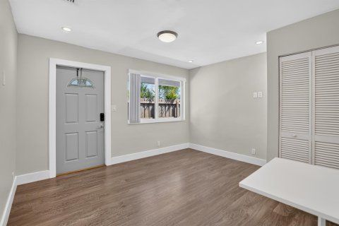 Appartement à louer à Deerfield Beach, Floride: 2 chambres, 60.39 m2 № 2406212 - photo 9