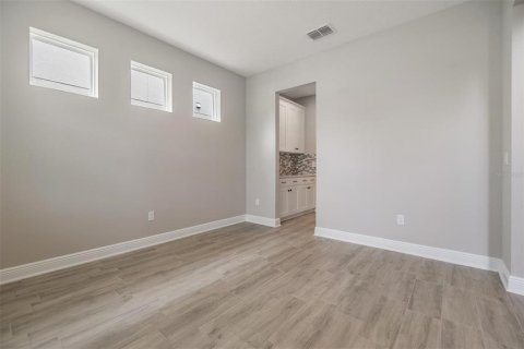 House in Wesley Chapel, Florida 5 bedrooms, 328.04 sq.m. № 1773073 - photo 2