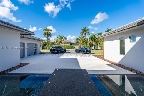 Villa ou maison à vendre à Miami, Floride: 6 chambres, 610 m2 № 1836251 - photo 30
