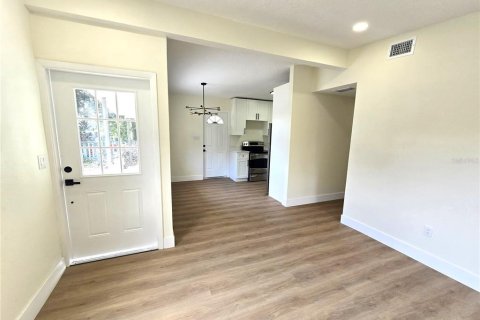 House in Lakeland, Florida 3 bedrooms, 91.88 sq.m. № 1841743 - photo 8
