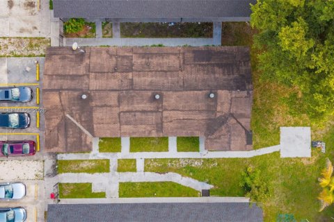 Propiedad comercial en venta en West Park, Florida, 209.03 m2 № 2001640 - foto 24