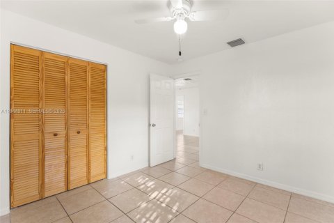 Propiedad comercial en venta en West Park, Florida, 209.03 m2 № 2001640 - foto 21