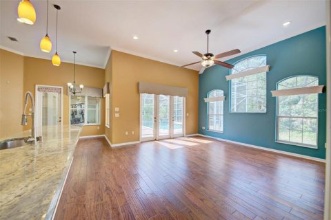 Casa en venta en Spring Hill, Florida, 4 dormitorios, 299.33 m2 № 1620800 - foto 2