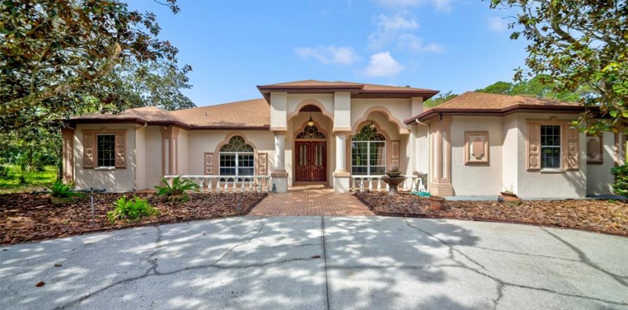 Casa en Spring Hill, Florida 4 dormitorios, 299.33 m2 № 1620800