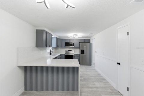 Casa en venta en New Port Richey, Florida, 3 dormitorios, 110.65 m2 № 2112324 - foto 11