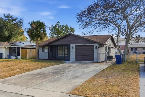 Casa en venta en New Port Richey, Florida, 3 dormitorios, 110.65 m2 № 2112324 - foto 2