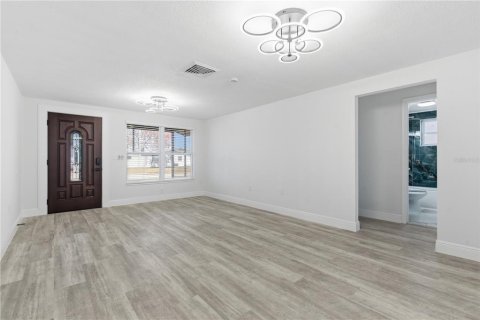 Casa en venta en New Port Richey, Florida, 3 dormitorios, 110.65 m2 № 2112324 - foto 9