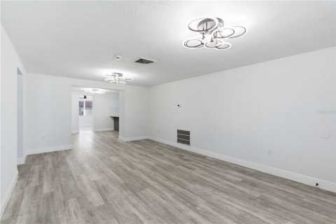 Casa en venta en New Port Richey, Florida, 3 dormitorios, 110.65 m2 № 2112324 - foto 8
