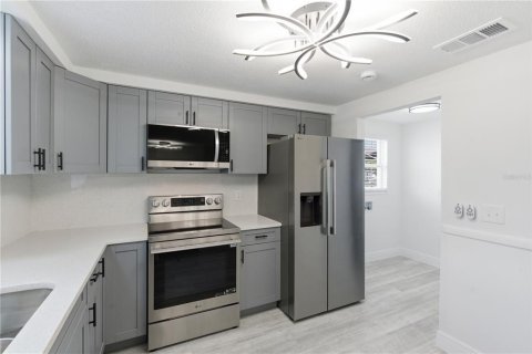 Casa en venta en New Port Richey, Florida, 3 dormitorios, 110.65 m2 № 2112324 - foto 14