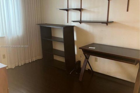 Copropriété à vendre à Hialeah, Floride: 3 chambres, 110.93 m2 № 1929863 - photo 25