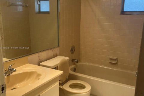 Copropriété à vendre à Hialeah, Floride: 3 chambres, 110.93 m2 № 1929863 - photo 27
