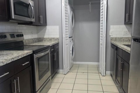 Touwnhouse à louer à Coral Springs, Floride: 3 chambres, 125.42 m2 № 2248344 - photo 2