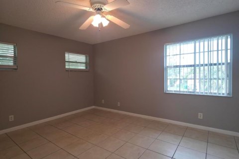Touwnhouse à louer à Coral Springs, Floride: 3 chambres, 125.42 m2 № 2248344 - photo 10