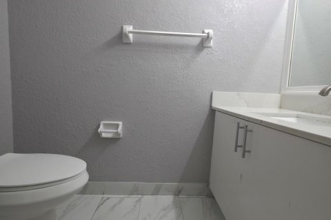 Touwnhouse à louer à Coral Springs, Floride: 3 chambres, 125.42 m2 № 2248344 - photo 7