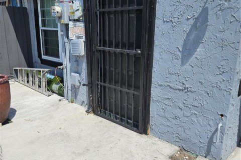 Touwnhouse à louer à Miami Gardens, Floride: 3 chambres, 107.95 m2 № 2334412 - photo 26