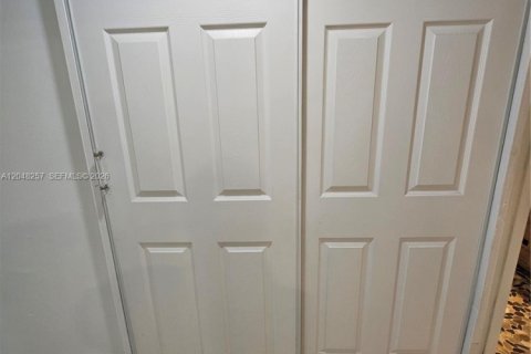 Touwnhouse à louer à Miami Gardens, Floride: 3 chambres, 107.95 m2 № 2334412 - photo 20