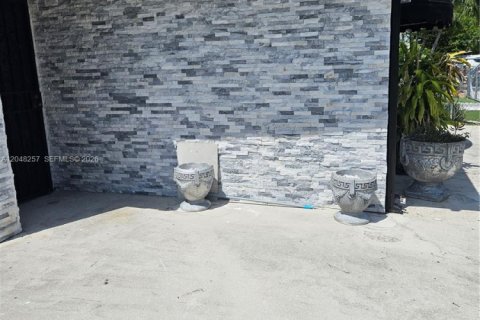 Touwnhouse à louer à Miami Gardens, Floride: 3 chambres, 107.95 m2 № 2334412 - photo 24