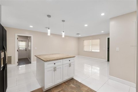 Casa en venta en Groveland, Florida, 3 dormitorios, 102.56 m2 № 2097594 - foto 24