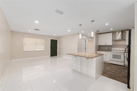 Casa en venta en Groveland, Florida, 3 dormitorios, 102.56 m2 № 2097594 - foto 18