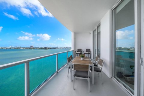 Condominio en venta en Miami, Florida, 1 dormitorio, 78.97 m2 № 2012406 - foto 11