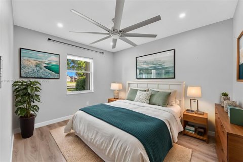 House in Davie, Florida 4 bedrooms, 148.36 sq.m. № 1954927 - photo 15