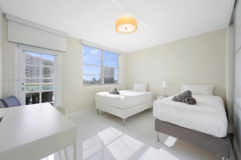 Condo in Sunny Isles Beach, Florida, 3 bedrooms  № 1991637 - photo 13
