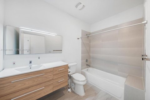 Adosado en venta en Plantation, Florida, 3 dormitorios, 150.13 m2 № 2023846 - foto 16