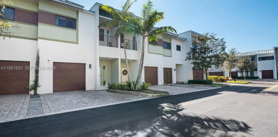 Adosado en Plantation, Florida 3 dormitorios, 150.13 m2 № 2023846