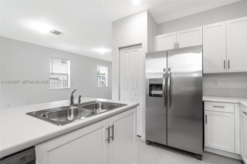 Touwnhouse à vendre à Homestead, Floride: 3 chambres, 123.65 m2 № 2051808 - photo 11