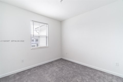 Touwnhouse à vendre à Homestead, Floride: 3 chambres, 123.65 m2 № 2051808 - photo 17