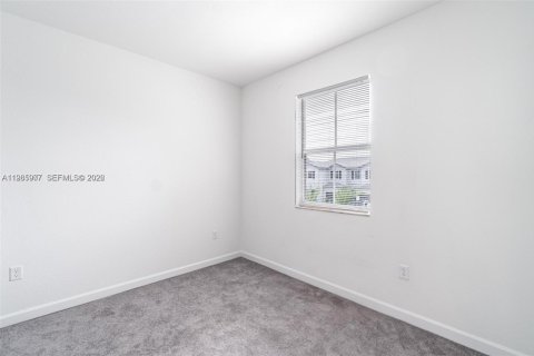 Touwnhouse à vendre à Homestead, Floride: 3 chambres, 123.65 m2 № 2051808 - photo 20