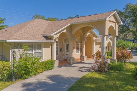 House in Kissimmee, Florida 4 bedrooms, 179.86 sq.m. № 1737300 - photo 4