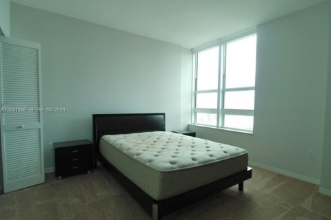 Condominio en venta en Miami, Florida, 1 dormitorio, 59.36 m2 № 2065348 - foto 6