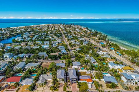 Villa ou maison à vendre à Anna Maria, Floride: 4 chambres, 238.48 m2 № 2284818 - photo 4