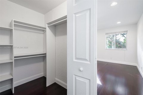 Adosado en venta en Davie, Florida, 4 dormitorios, 175.21 m2 № 2001885 - foto 19