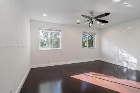 Adosado en venta en Davie, Florida, 4 dormitorios, 175.21 m2 № 2001885 - foto 23