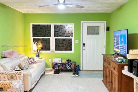 Villa ou maison à vendre à Rockledge, Floride: 3 chambres № 2082227 - photo 2